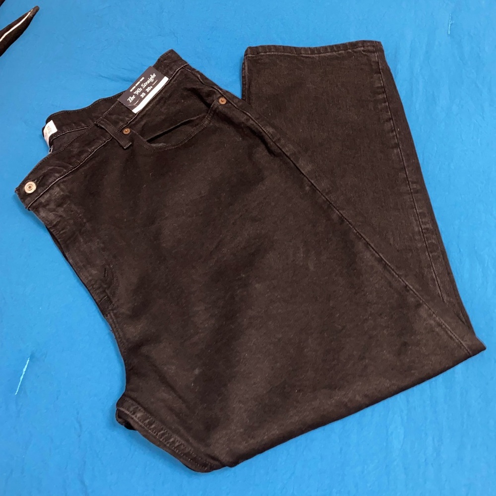 PLUS SIZE SHORT The 90’s Straight Leg, A&F, 35W 20LS ultra high rise, curve love